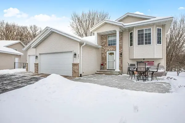 401 Cedarwood Court, Waite Park, MN 56387