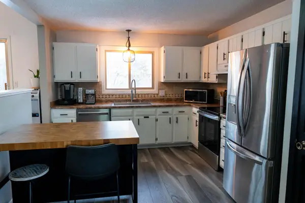 8047 Dupont Court N, Minneapolis, MN 55444