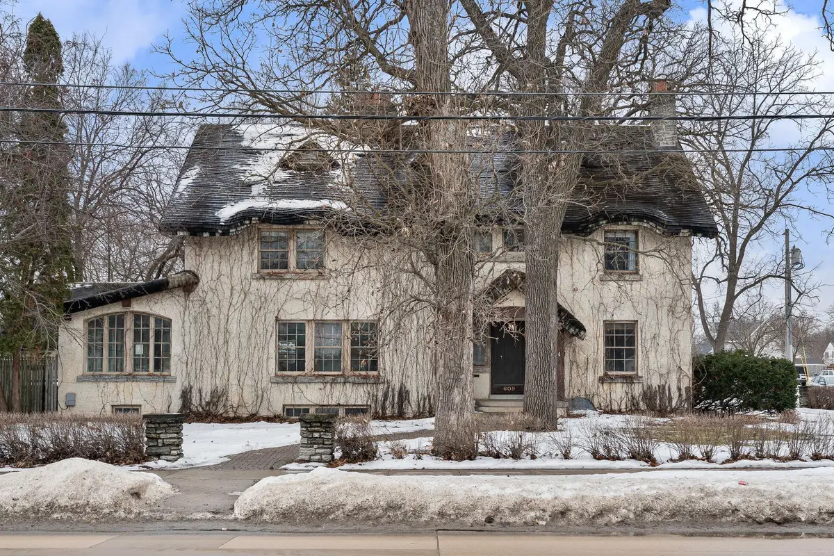 609 4th Street Nw, Austin, MN 55912 - #1