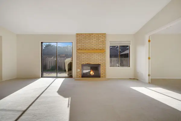 1224 Black Oaks Lane N, Plymouth, MN 55447