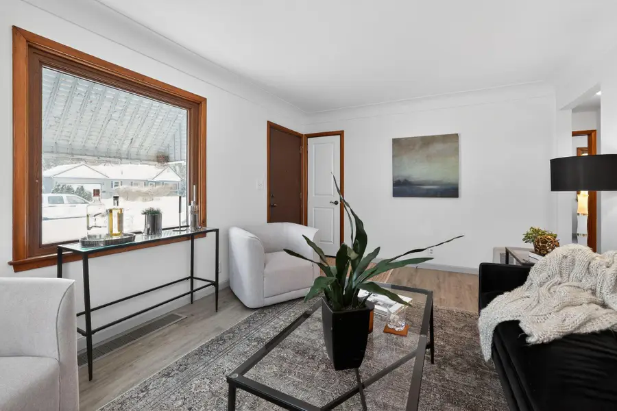 8515 Wentworth Avenue S, Minneapolis, MN 55420 - Image #3