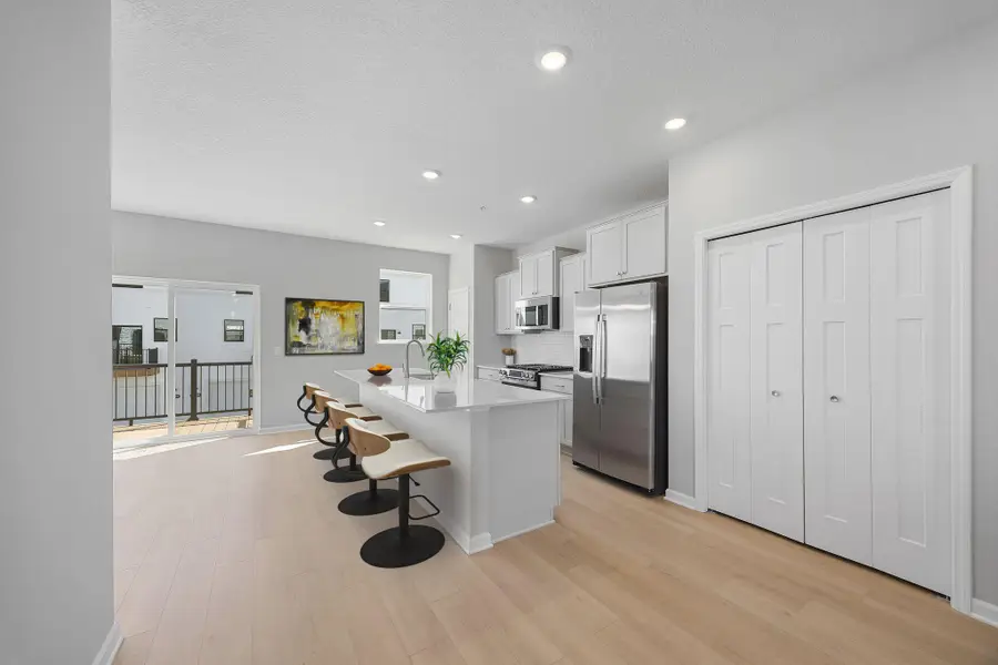 10387 Birchwood Circle, Chaska, MN 55318 - Image #2