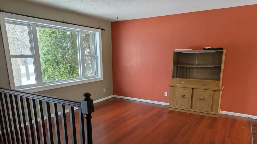 2408 21st Avenue Sw, Willmar, MN 56201 - Image #3