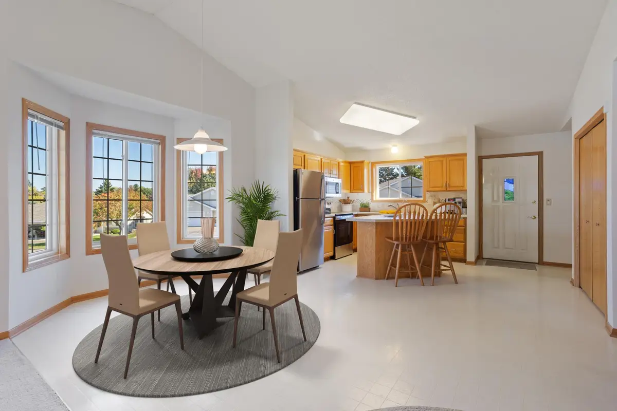 745 Sterling Court, Mahtomedi, MN 55115 - Image #1