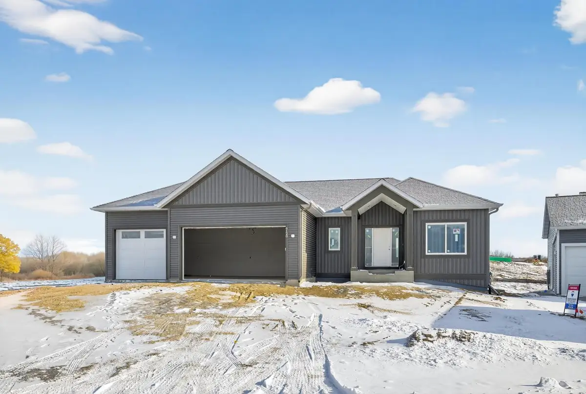 6128 Cody Lane Nw, Rochester, MN 55901 - Image #1