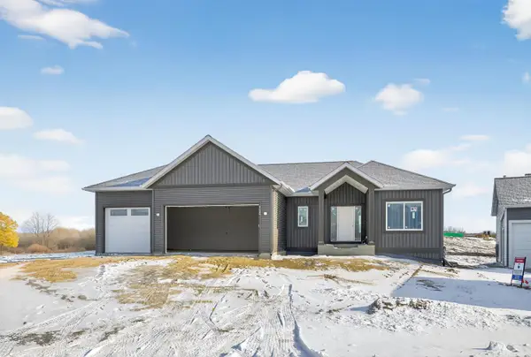 6128 Cody Lane Nw, Rochester, MN 55901