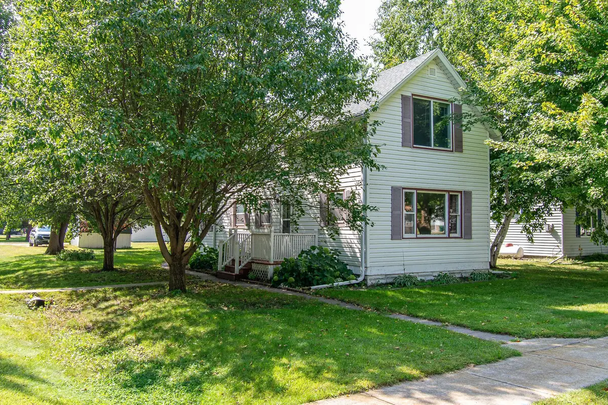 40 3rd Avenue N, Kindred, ND 58051 - Image #1