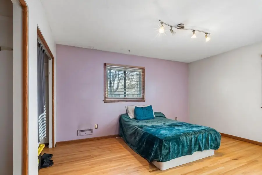 3652 Lincoln Street Ne, Minneapolis, MN 55418 - Image #2