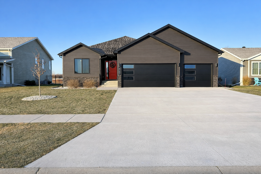 6137 68th Street S, Fargo, ND 58104 - Image #2