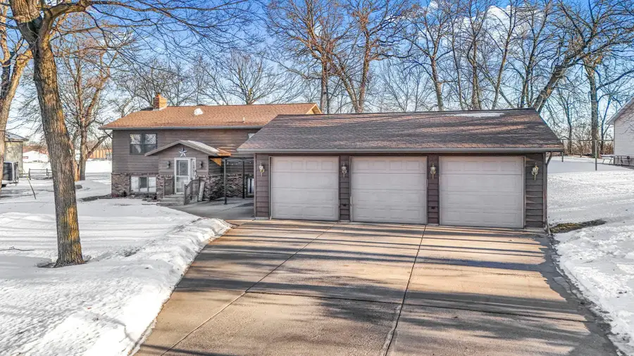 32878 Spunk Tree Circle, Avon, MN 56310 - Image #2