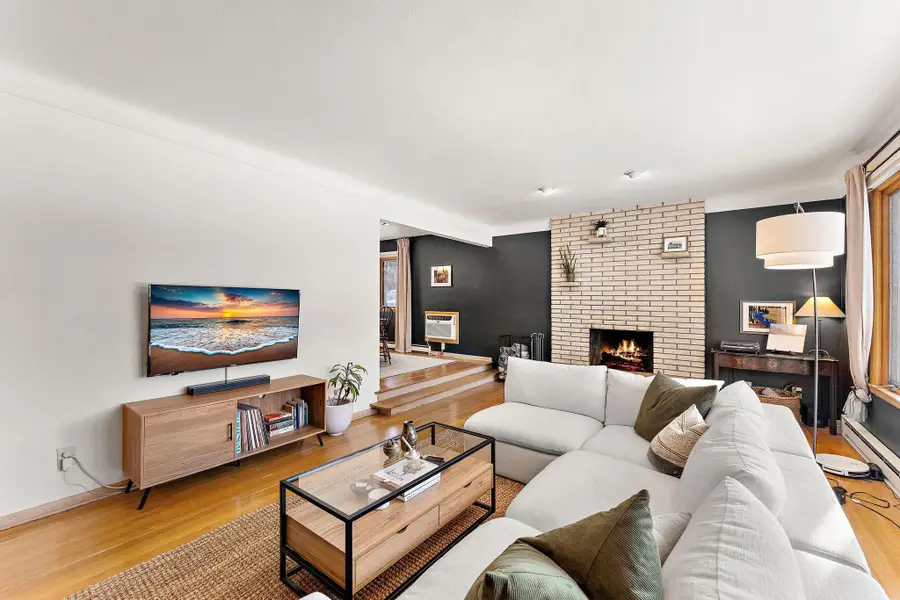 3100 Oxford Street N, Saint Paul, MN 55113 - Image #2