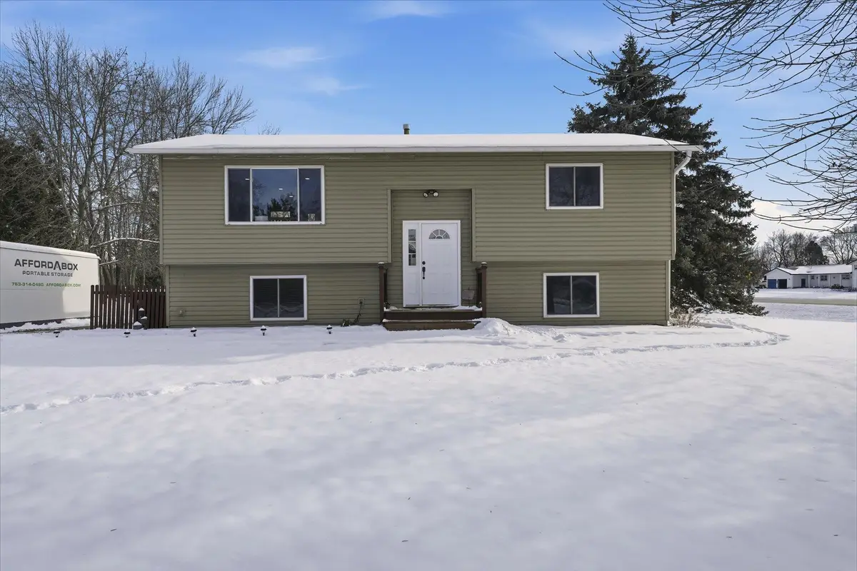 1034 Janett Avenue Ne, Saint Michael, MN 55376 - Image #1