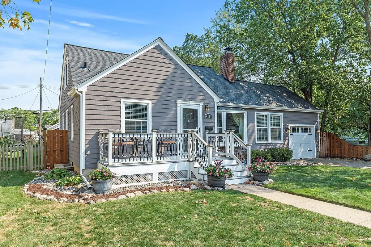 4128 Yates Avenue N, Minneapolis, MN 55422 - Image #1