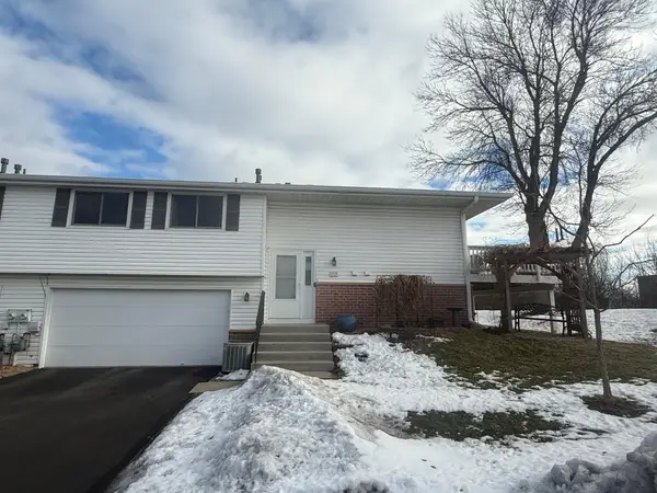 1025 E 145th Street, Burnsville, MN 55337