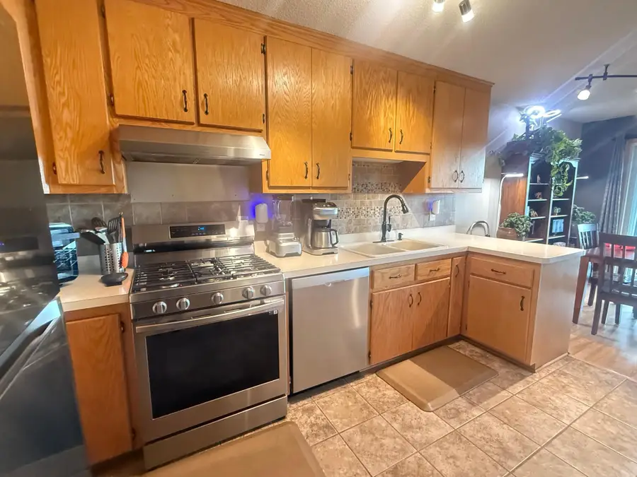 1025 E 145th Street, Burnsville, MN 55337 - Image #3