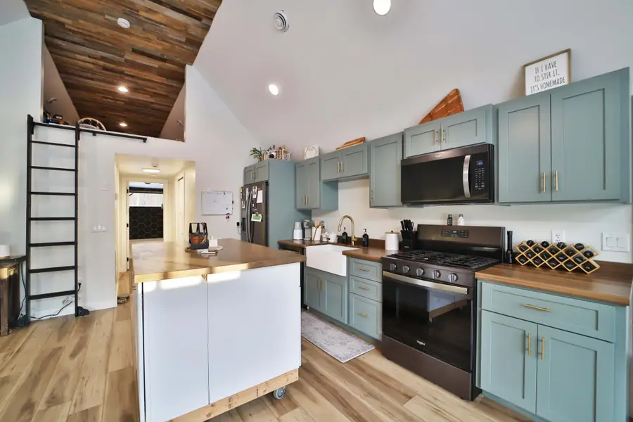 14594 County Road 109, Merrifield, MN 56465 - Image #2