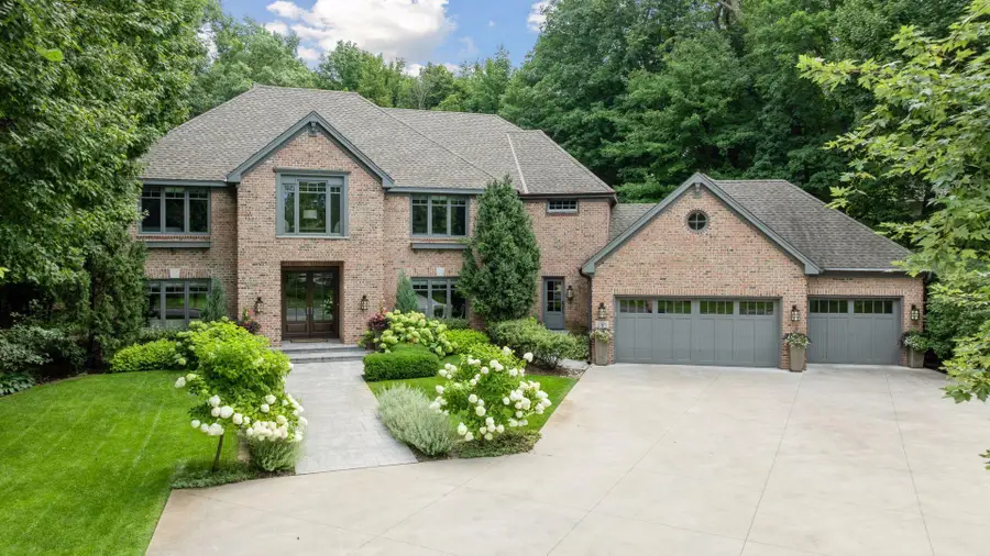 20715 Linwood Road, Excelsior, MN 55331 - Image #2