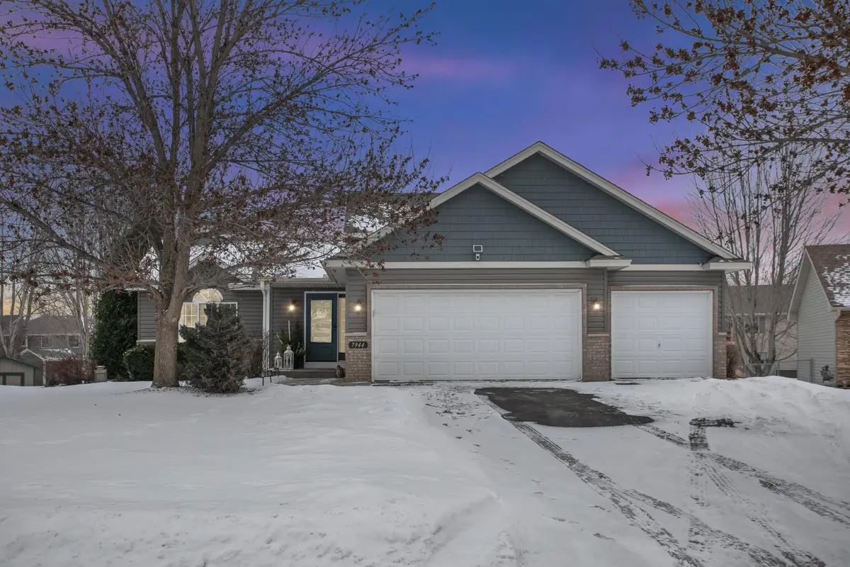 7944 Palmgren Avenue Ne, Elk River, MN 55330 - Image #1