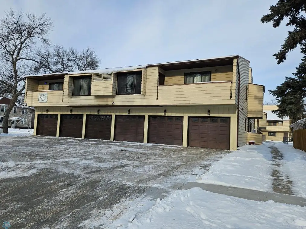820 10th Street S #C20, Fargo, ND 58103 - Image #1