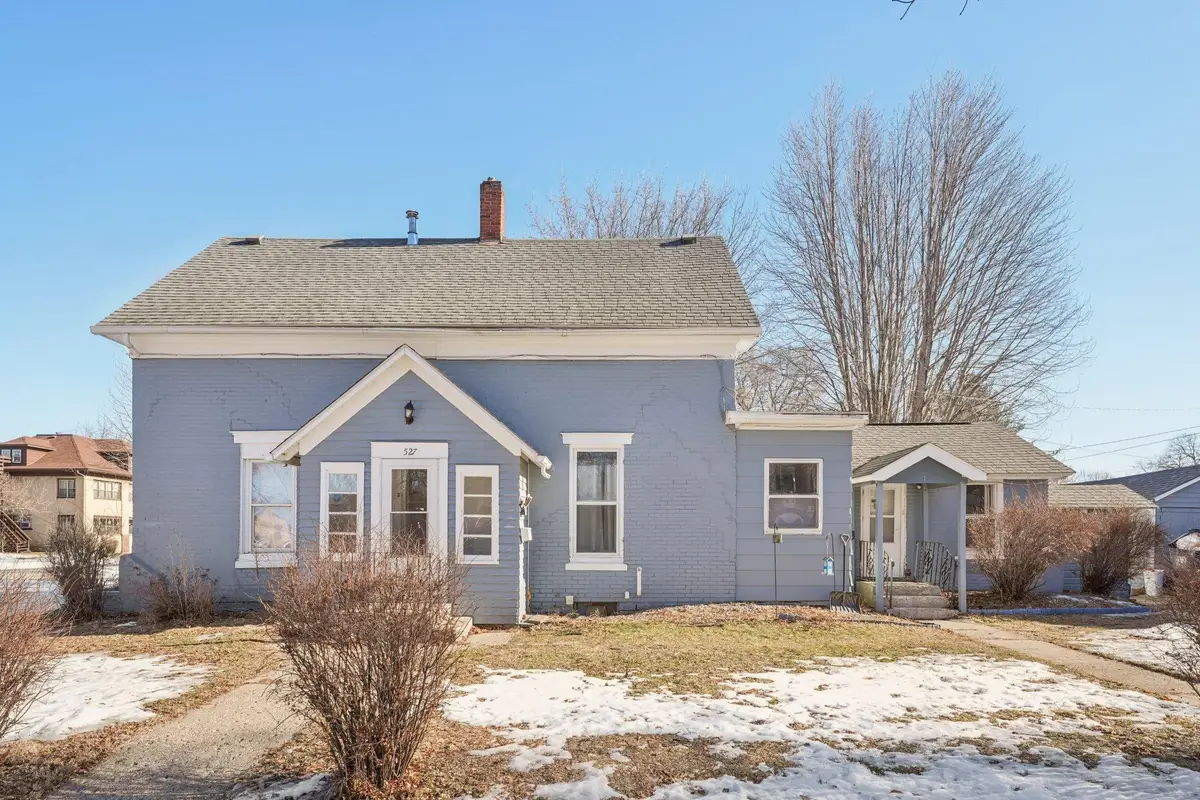 527 6th Avenue Nw, Faribault, MN 55021 - #1