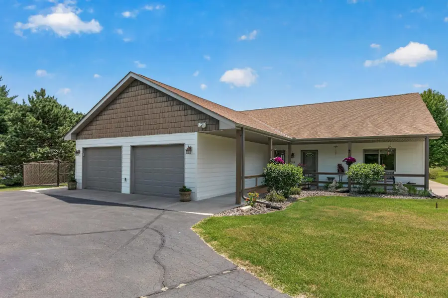5088 357th Avenue Nw, Dalbo, MN 55017 - #3