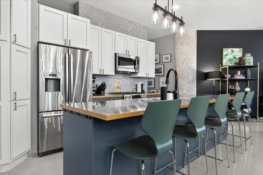 5601 Smetana Drive #213, Hopkins, MN 55343 - Image #2