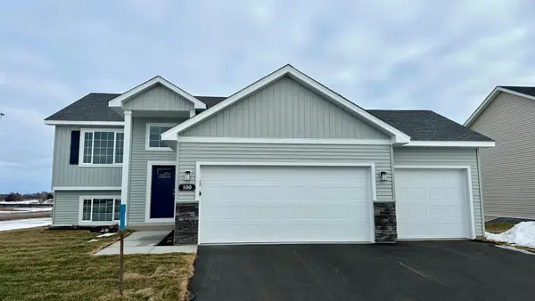 100 Robbie Lane, Howard Lake, MN 55349