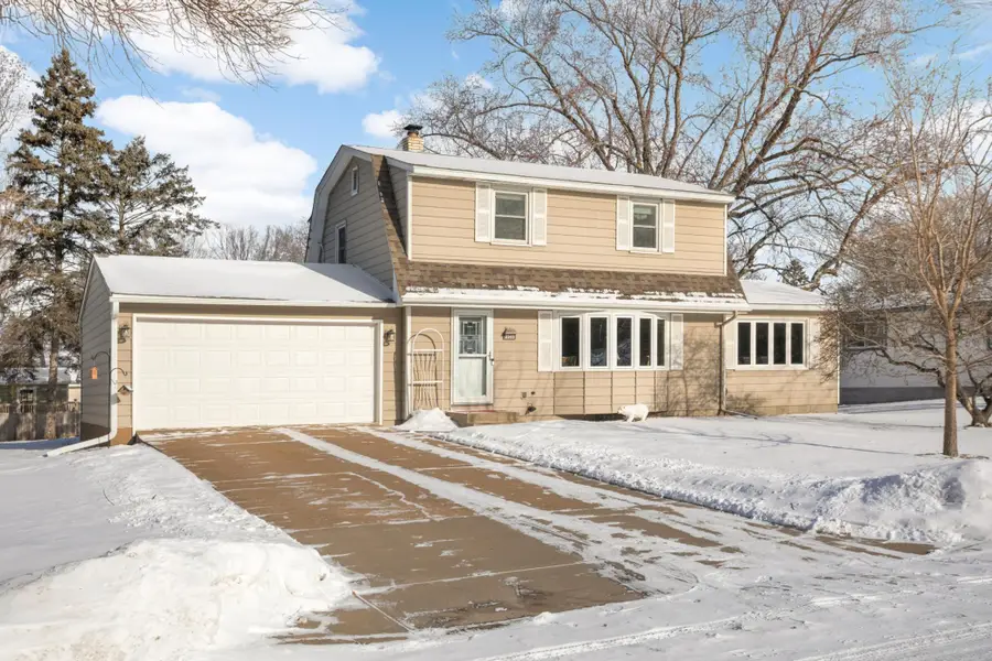 2365 Floral Drive, Saint Paul, MN 55110 - Image #2