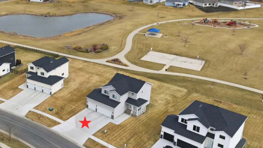 4766 34th Street S, Fargo, ND 58104 - #3