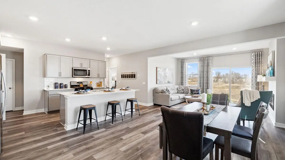 17050 Draper Way, Lakeville, MN 55044 - Image #1