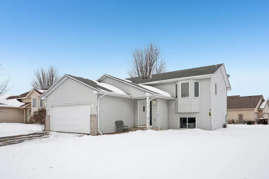 931 Shady Ridge Lane, Braham, MN 55006 - Image #3