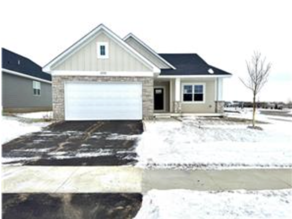 20110 Globe Drive, Lakeville, MN 55044