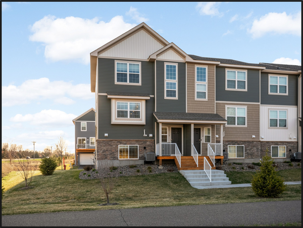 12511 Harpers Court Ne #A, Anoka, MN 55449