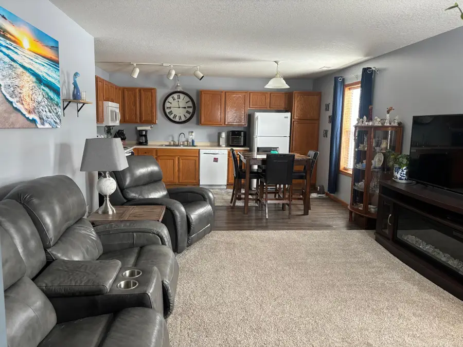 25580 Pine Ridge Road, Zimmerman, MN 55398 - Image #2