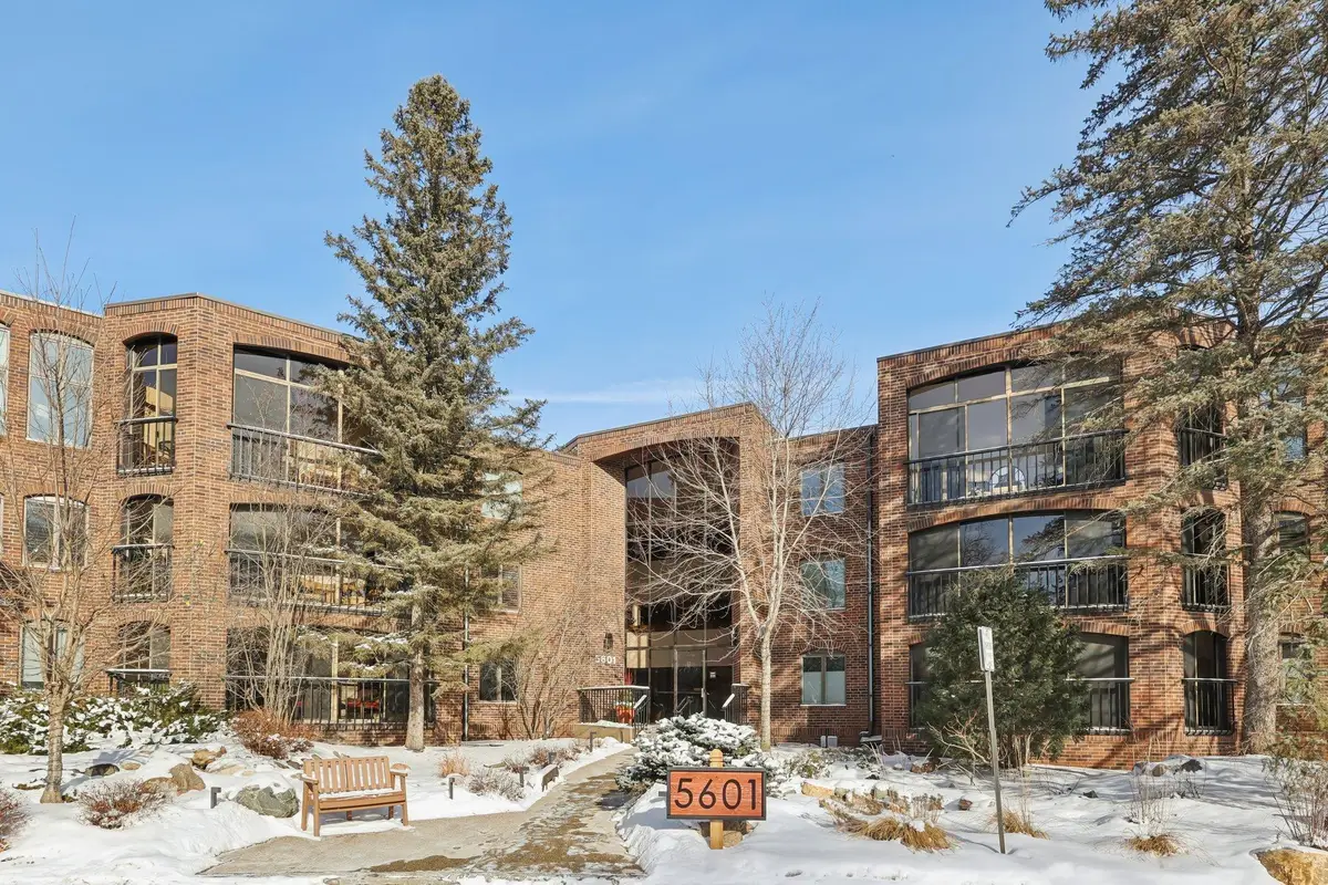 5601 Dewey Hill Road #211, Minneapolis, MN 55439 - Image #1