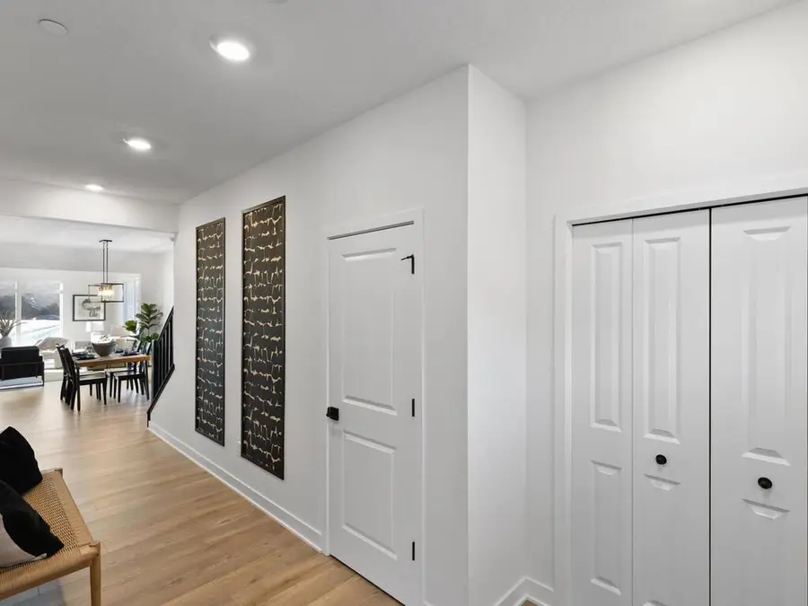 13761 Hollybrook Circle, Apple Valley, MN 55124 - Image #3