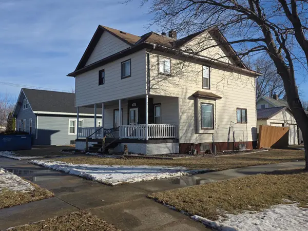 702 4th Street Se, Pipestone, MN 56164