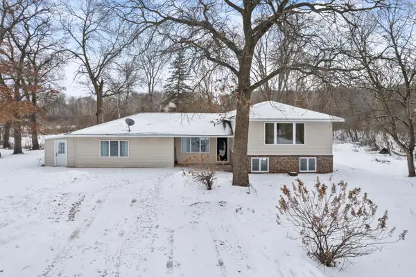 4452 167th Avenue Ne, Andover, MN 55304