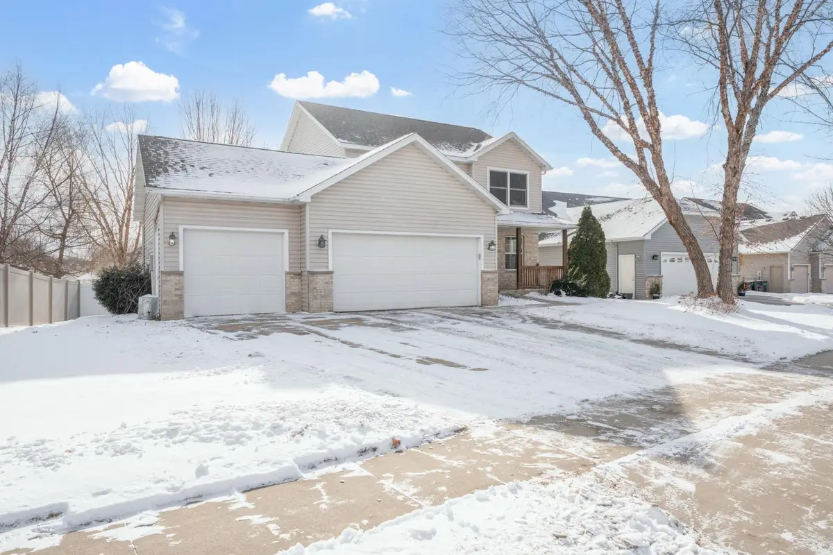 4636 White Pine Place Nw, Rochester, MN 55901 - Image #1