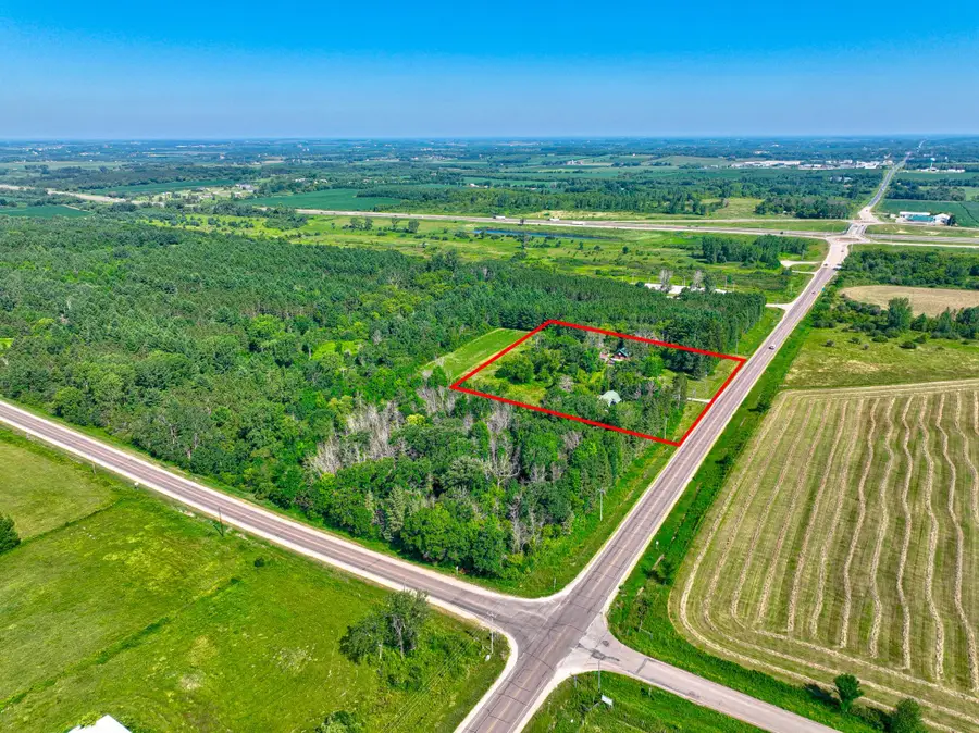 512 County Road T, Hammond, WI 54015 - #2