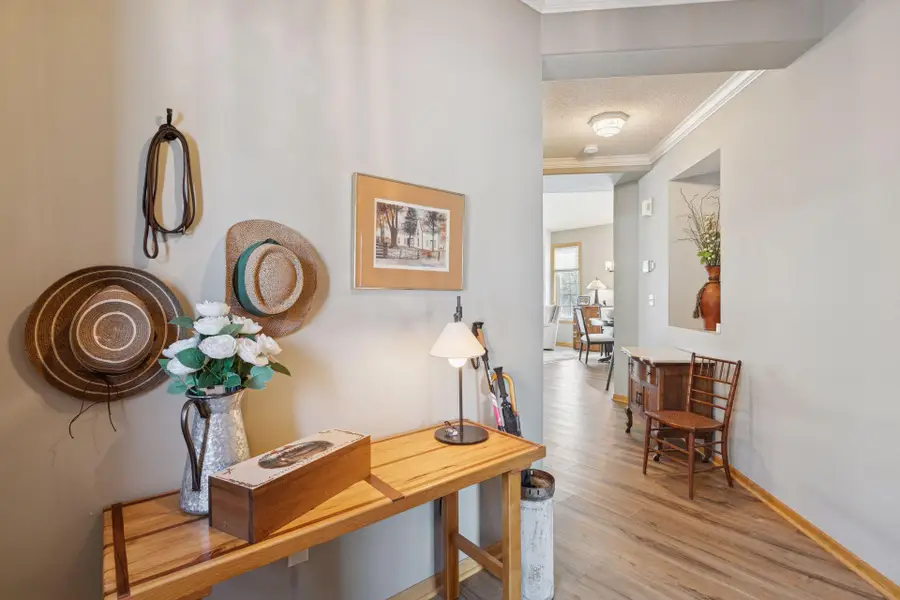 4300 Lawndale Lane N, Minneapolis, MN 55446 - Image #3