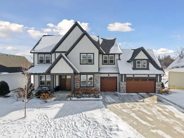 25025 Bentgrass Way, Excelsior, MN 55331