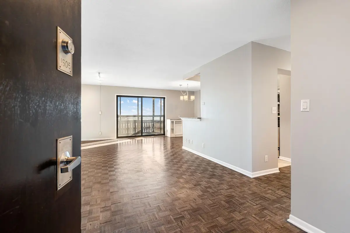 410 Groveland Avenue #1605, Minneapolis, MN 55403 - Image #1