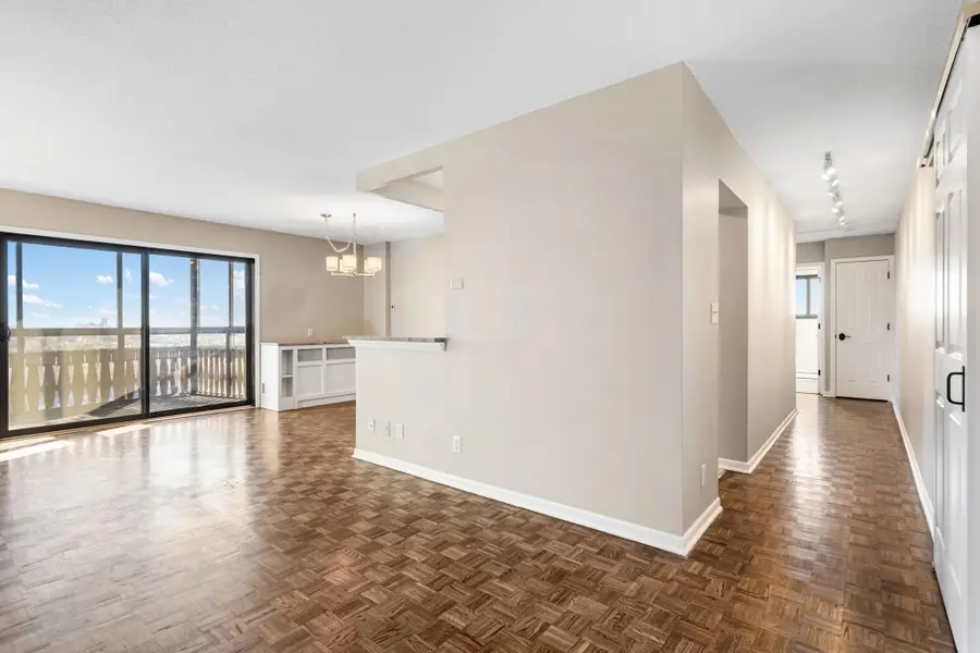 410 Groveland Avenue #1605, Minneapolis, MN 55403 - Image #2