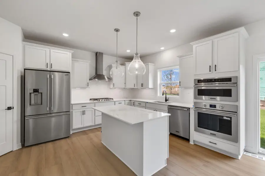 545 Waterford Place, Waconia, MN 55387 - Image #3