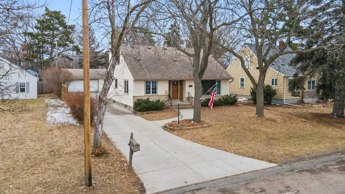 758 Mcknight Road N, Saint Paul, MN 55119 - #1