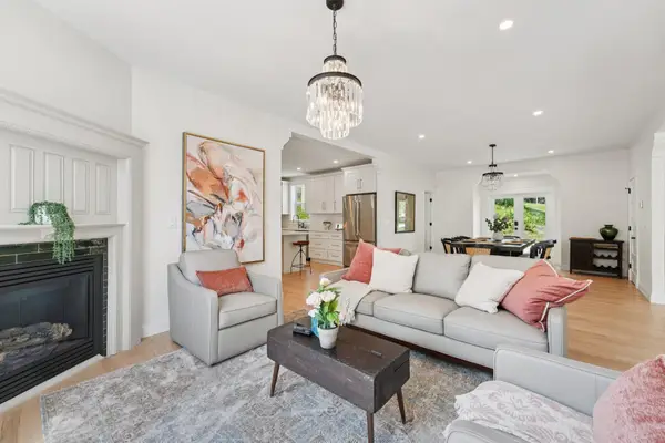 109 Pine Street E, Stillwater, MN 55082