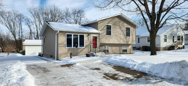 1023 4th Avenue S, Albert Lea, MN 56007