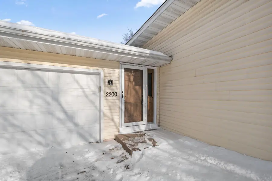 2200 74th Avenue N, Minneapolis, MN 55444 - #2