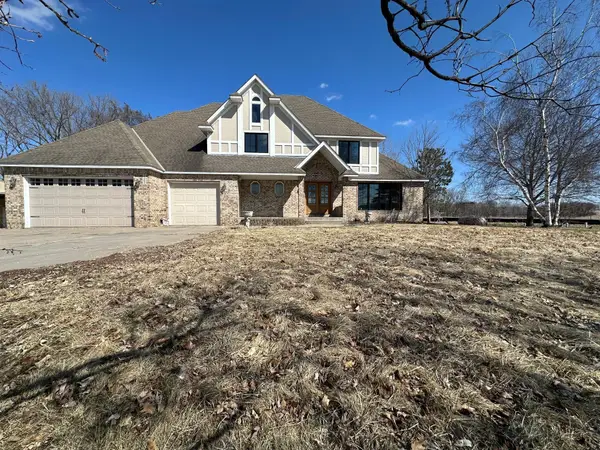 7380 Ohland Avenue Ne, Elk River, MN 55330